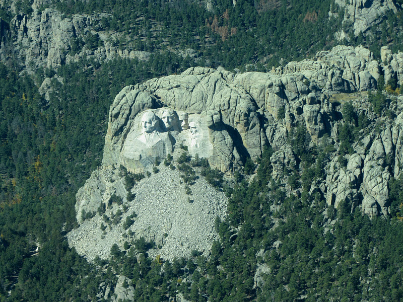  Mount Rushmore 